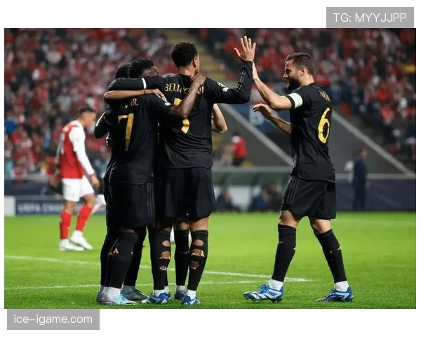 奥纳纳神勇发挥助曼联豪取连胜，状态火热强势回暖